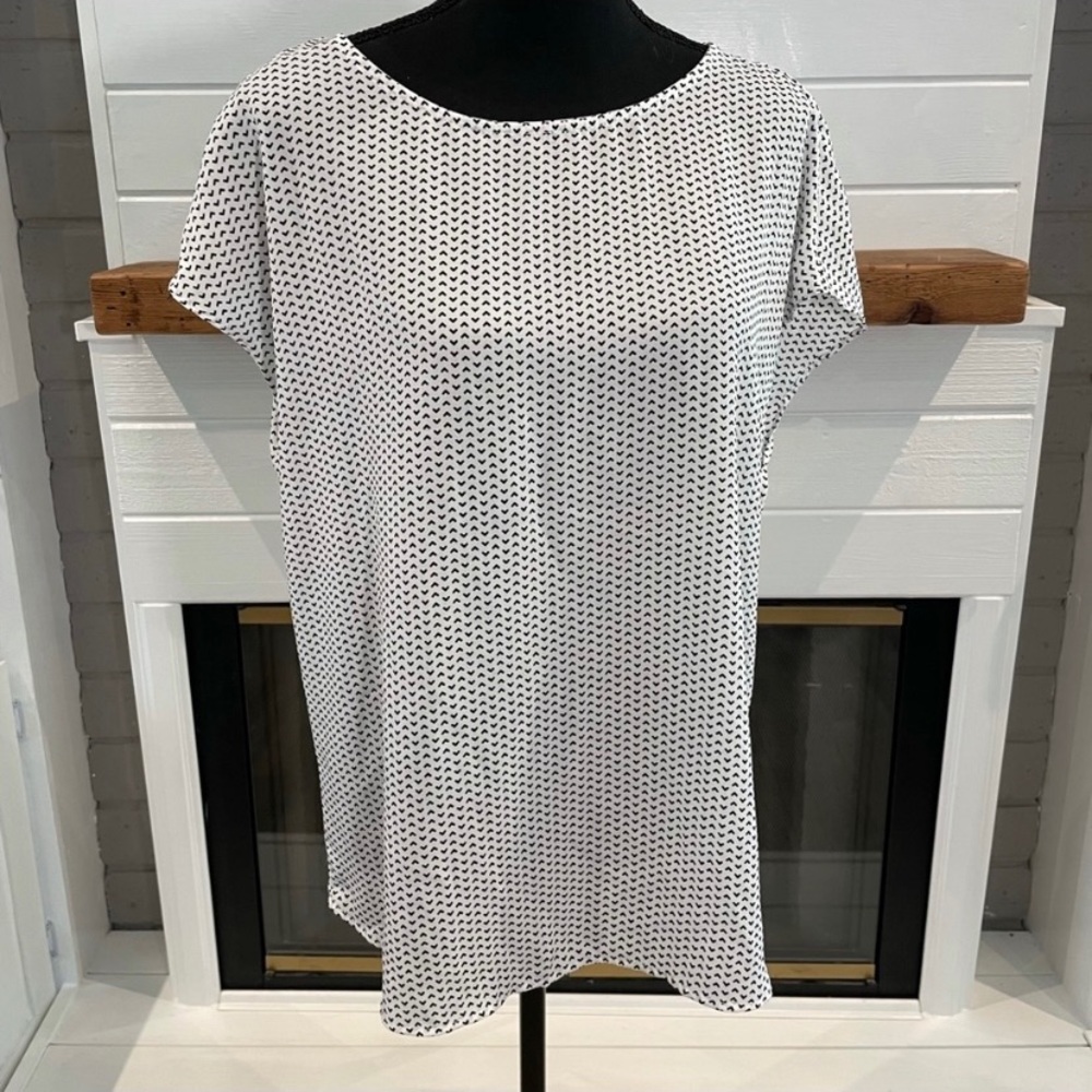 Pleione arrow print blouse size XS